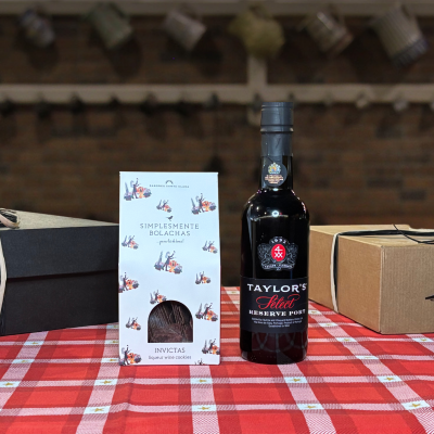 https://www.1000paladares.com.pt/product/cabaz-amantes-do-vinho-do-porto https://www.1000paladares.com.pt/product/cabaz-amantes-do-vinho-do-porto