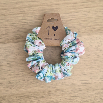 Elástico para cabelo floral com etiqueta castanha