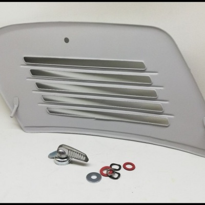 Tampa lateral "pequena" para Vespa