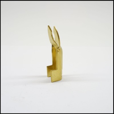 Terminal para cabo vela de igniçao