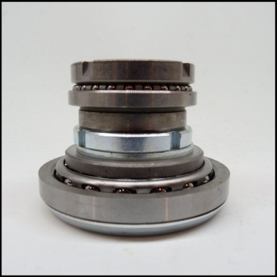 Jogo rolamentos de esferas direção em superior/inferior para Vespa