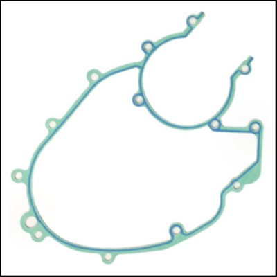 Junta para motor azul e verde com furos para parafusos em fundo branco