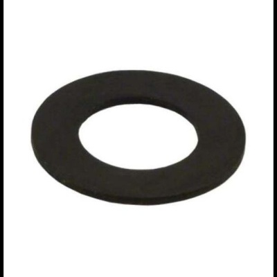 Anilha preta redonda lisa sobre fundo branco