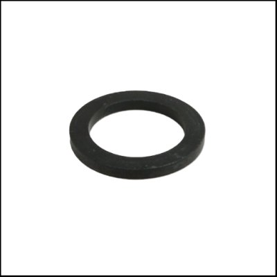 Anel de borracha preto circular em fundo branco