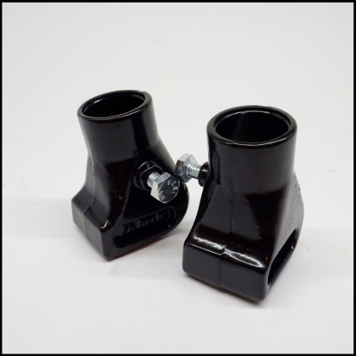 Pés descanso alumínio preto para Vespa