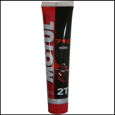 Motul 710 2T - 0,125 Litros