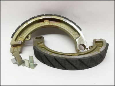 Maxilas de travão frontal NEWFREN "AntiAQUA" para Vespa