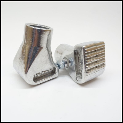 Pés descanso alumínio cromado para Vespa