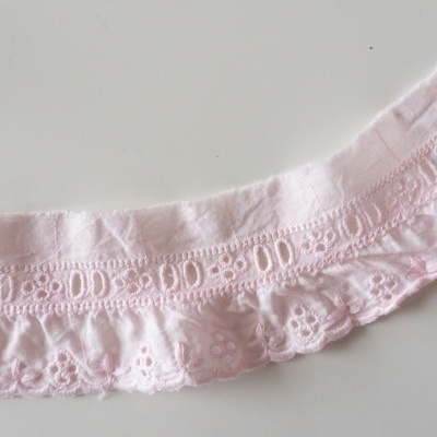 Bordado inglês - cor 263