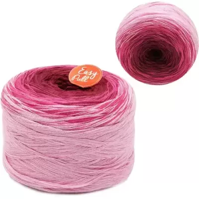 Novelo de fio rosa com etiqueta Easy Pull