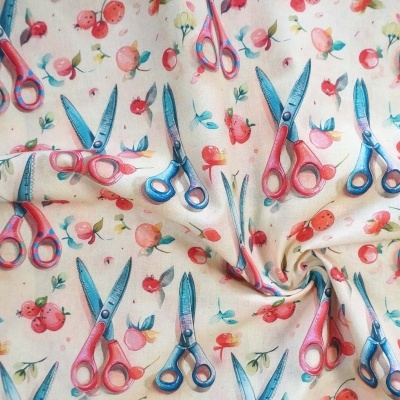 Tecido Costura Tesouras e Frutos 150cm