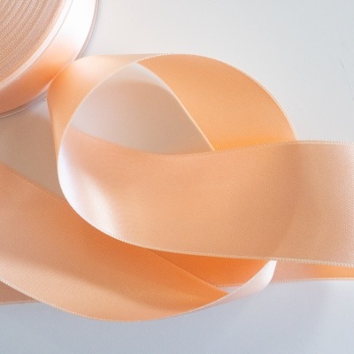 Fita de cetim 38mm - cor 20 Coral