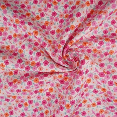 Tecido Makower Memories Bunfold Flores Pequenas 110cm