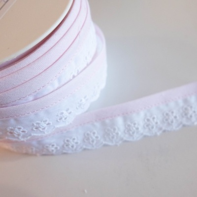 Bordado inglês - cor 202V263