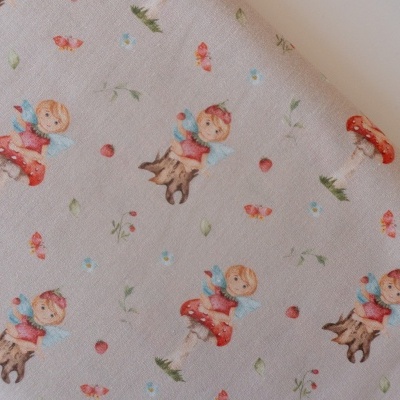 Tecido Fada e Morangos 150CM