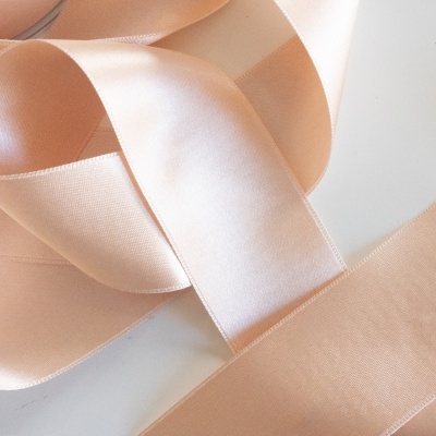 Fita de cetim 38mm - cor 218