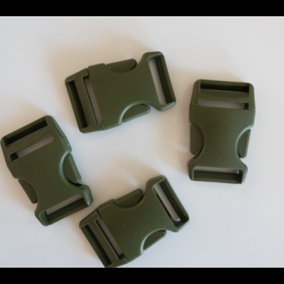 Retrosaria Plástico