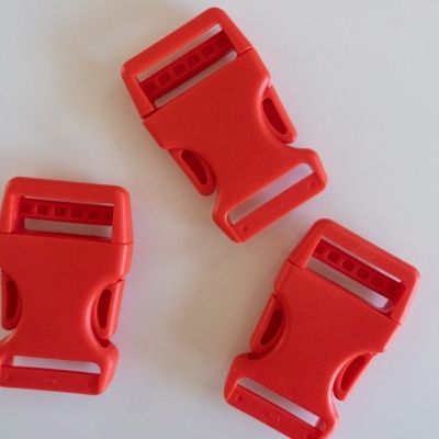 Fecho Plastico Vermelho 30mm