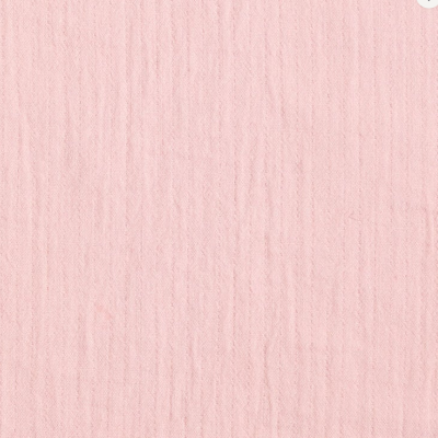 Tecido rosa claro com padrão de listras verticais em relevo