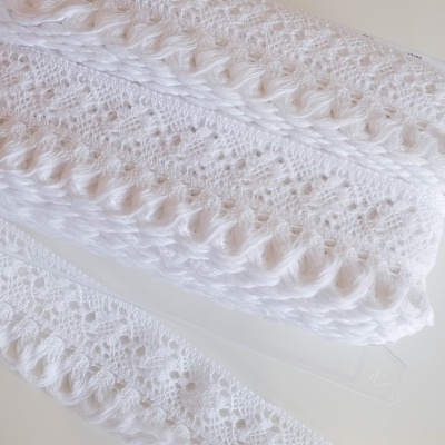 Renda macramé - cor 401