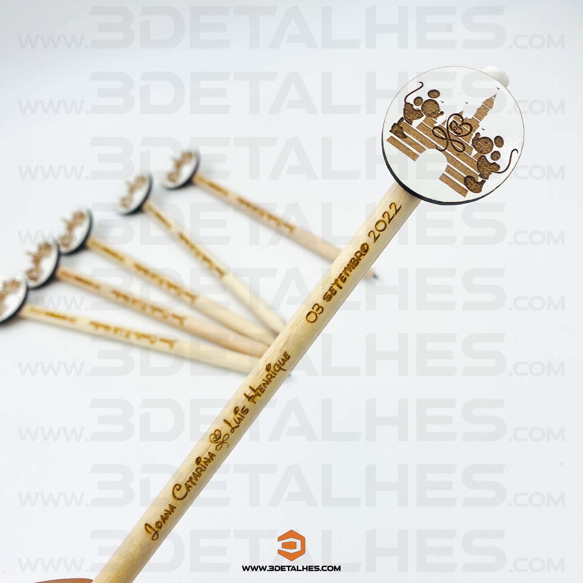 Lembrança Lápis com Aplique