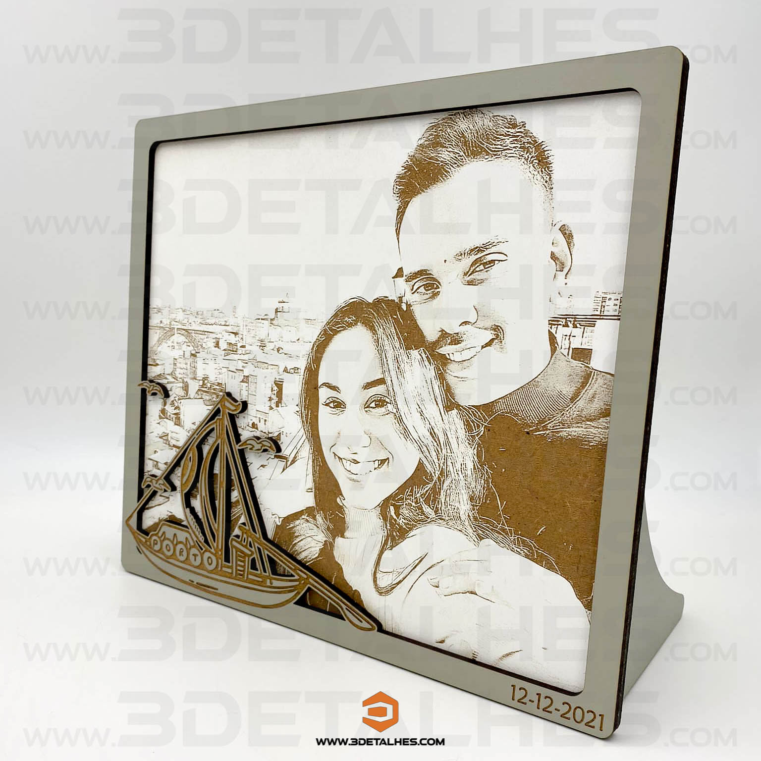 Moldura com Desenho 3D