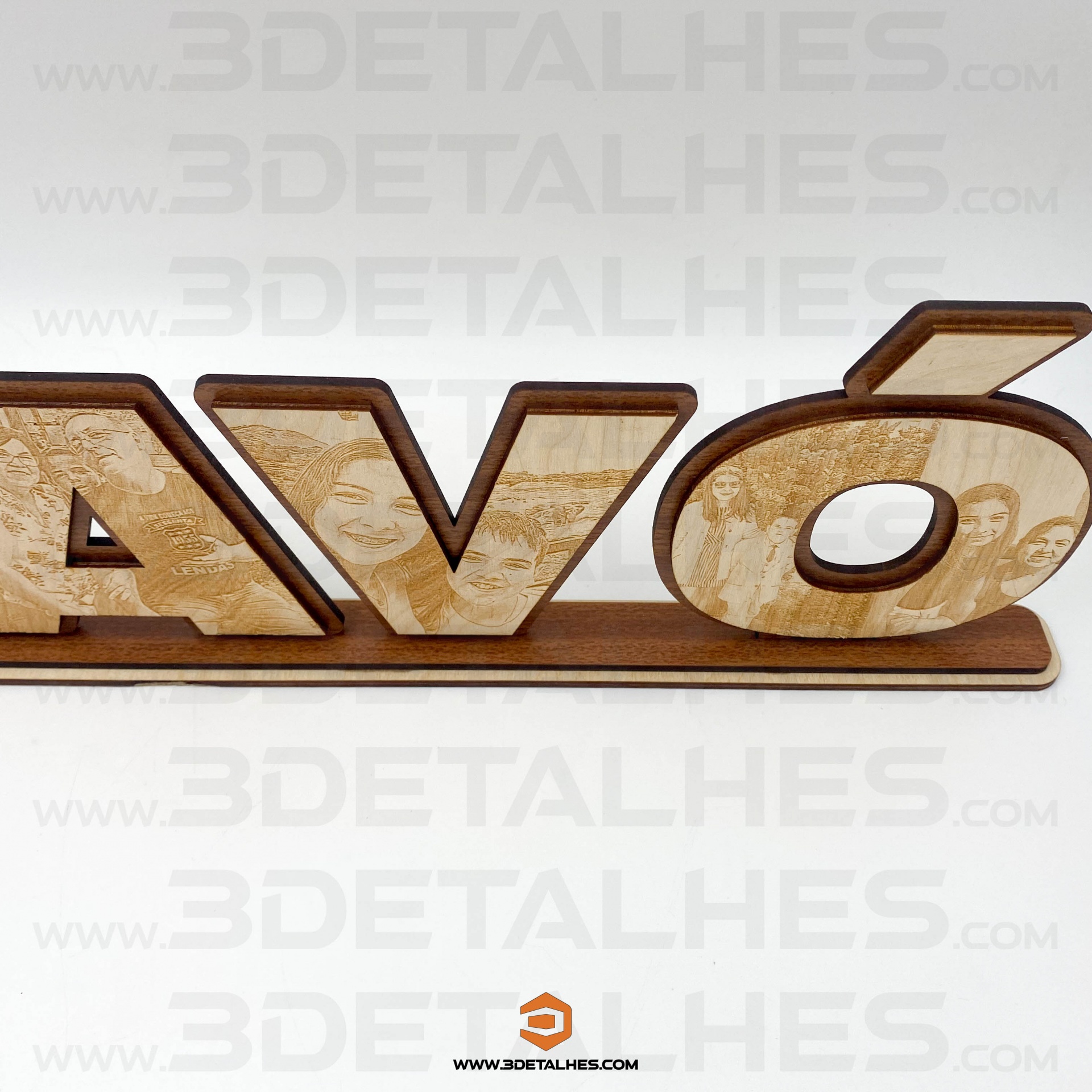 Peça Avós com Fotografias Gravadas