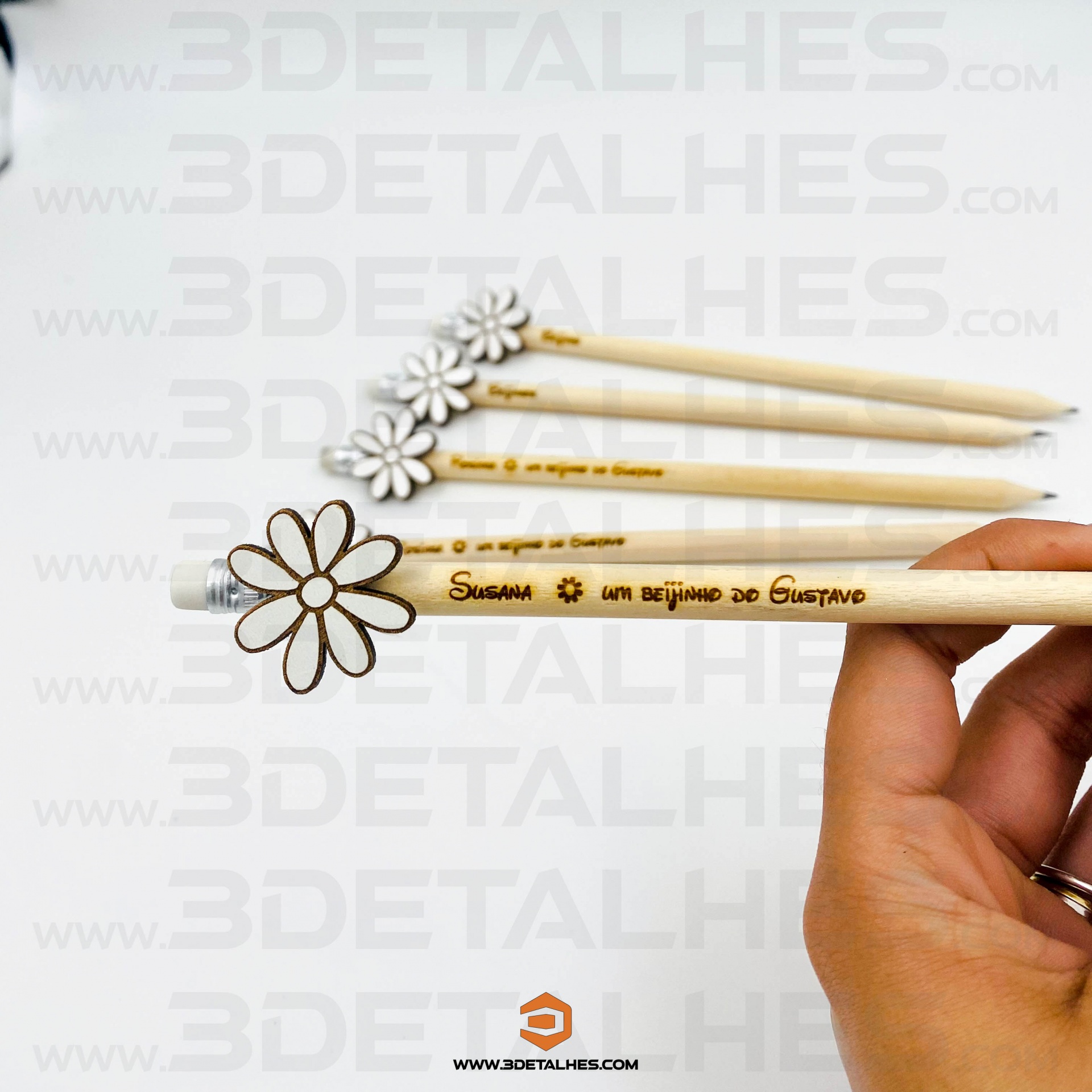 Lembrança Lápis com Aplique