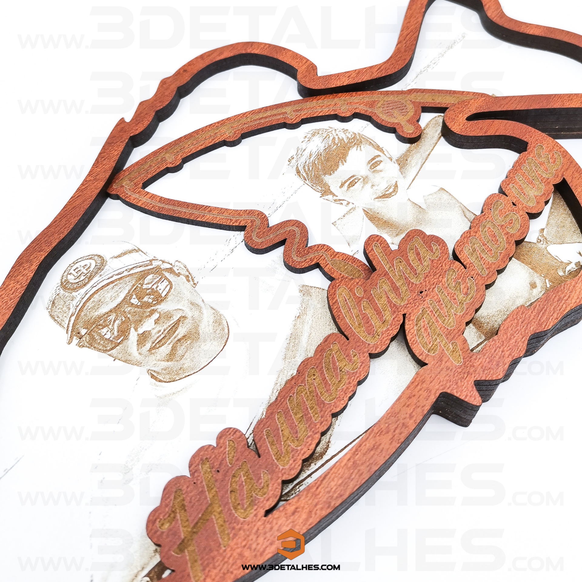 Moldura em Forma de Peixe