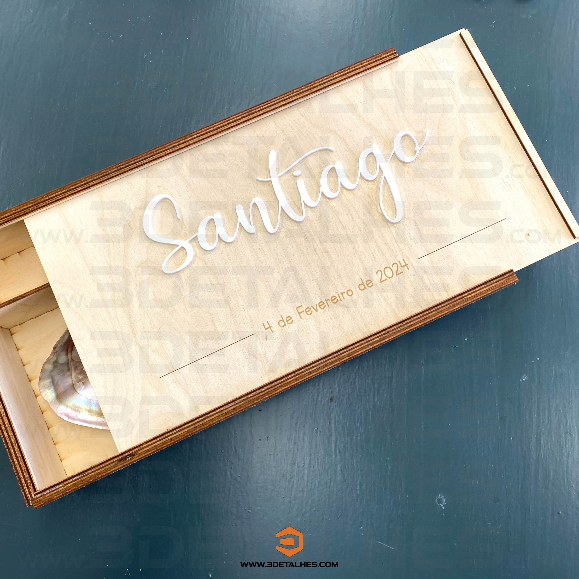 Caixa de Batismo em Contraplacado