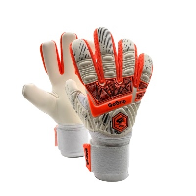 Par de luvas desportivas branca com detalhes laranja e texto GoGrip