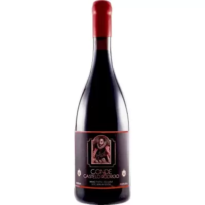 Garrafa de vinho tinto com rótulo preto e rolha vermelha