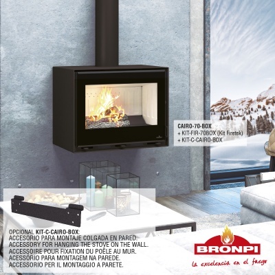 Lareira a lenha preta de parede com fogo visível e texto promocional ao lado