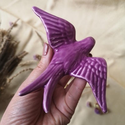 Andorinha Roxa em cerâmica