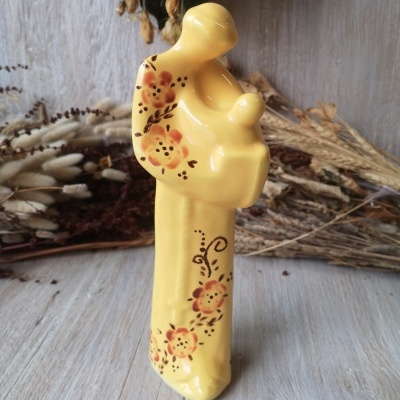 Santo António amarelo, em cerâmica