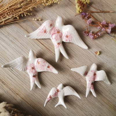 Andorinha padrão Flor de Amendoeira em cerâmica