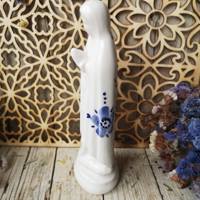 Nossa Senhora em cerâmica