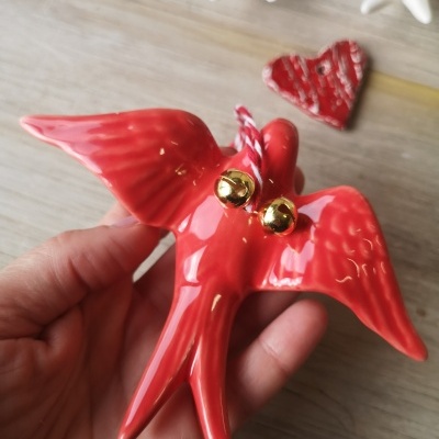 Andorinha de Natal vermelha