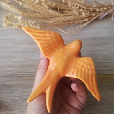 Conjunto de 3 andorinhas em cerâmica, cor Laranja Abóbora