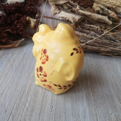 Santo António em cerâmica em amarelo pastel