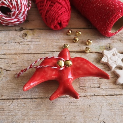 Andorinha de Natal vermelha