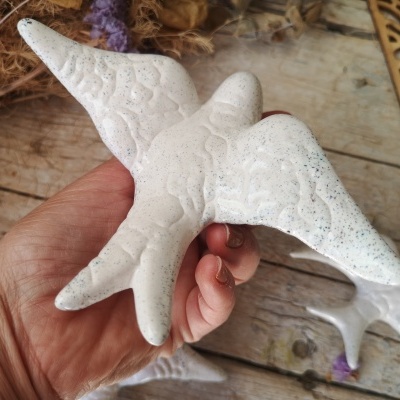 Conjunto de 3 andorinhas em cerâmica, cor Multi Pintas