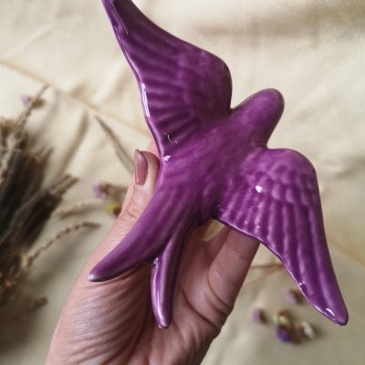 Andorinha Roxa em cerâmica