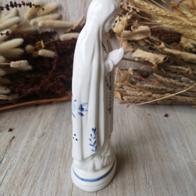 Nossa Senhora em cerâmica