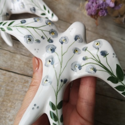 Conjunto de 2 andorinhas em cerâmica