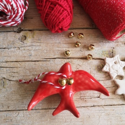 Andorinha de Natal vermelha