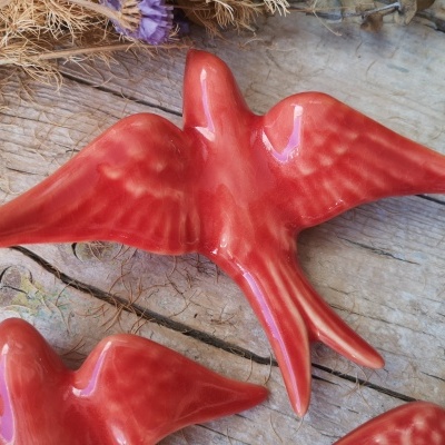 Conjunto de 3 andorinhas em cerâmica, cor Salmão forte