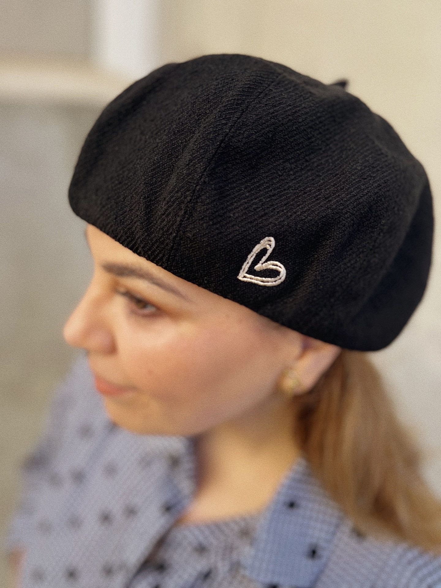 BOINA LAUREANA BOINA LAUREANA