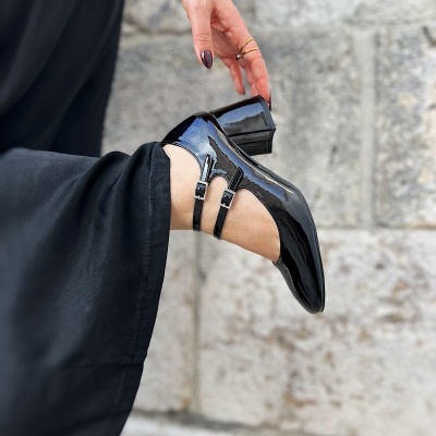 MARY-JANE ISAURA PRETO MARY-JANE ISAURA PRETO
