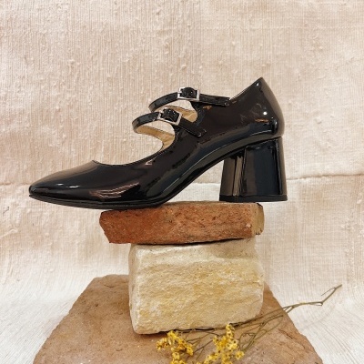 MARY-JANE ISAURA PRETO MARY-JANE ISAURA PRETO